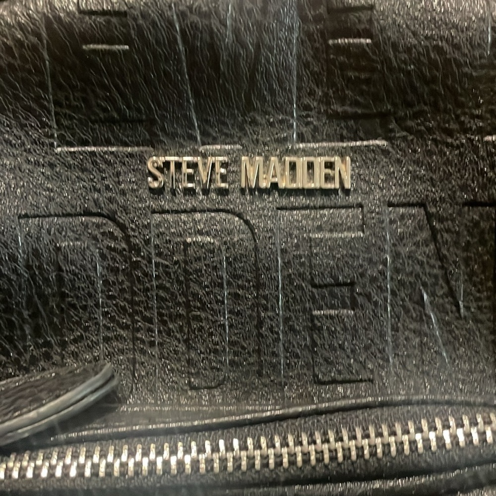 steve madden mini backpack - Picture 4 of 5